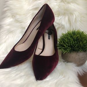NWOT Zara Velvet Burgundy Pointed Low Heels